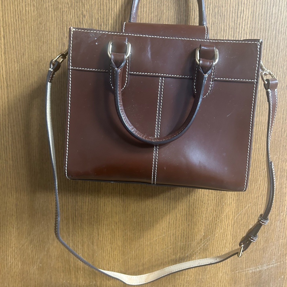 Dooney and Bourke purse